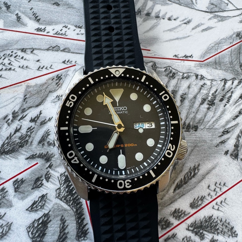 Seiko SKX007 Black Dive Watch